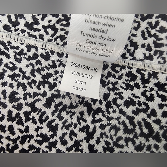 Athleta Salutation Stash II Textured Tight, #631936-00, Womens Small - Picture 6 of 6